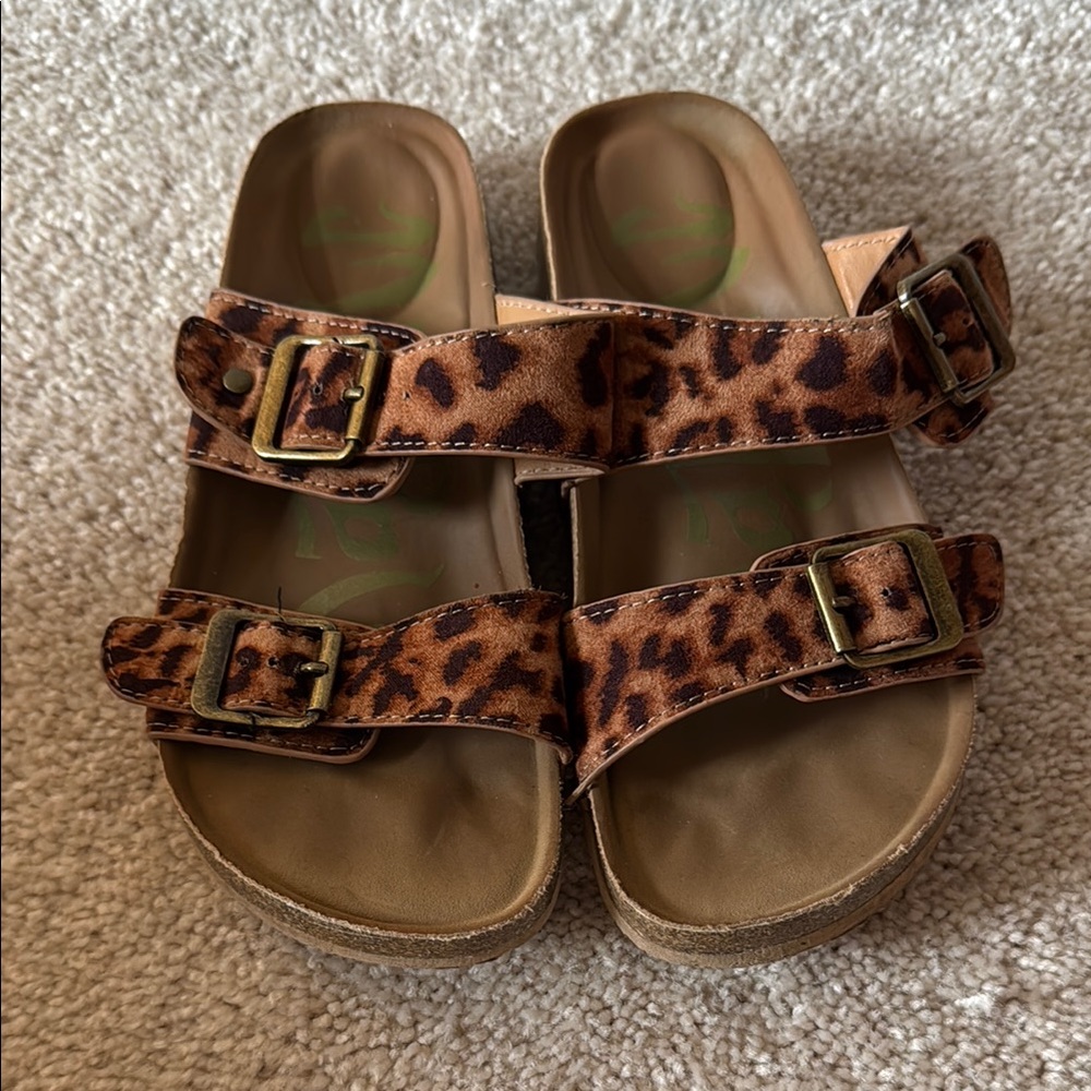 Leopard Print Buckle Sandals